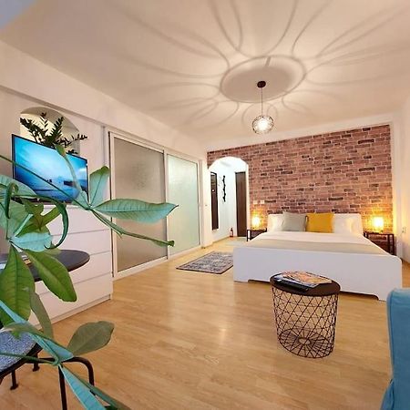 Sweet Dreams Suites Cismigiu Studio Bucarest Exterior foto