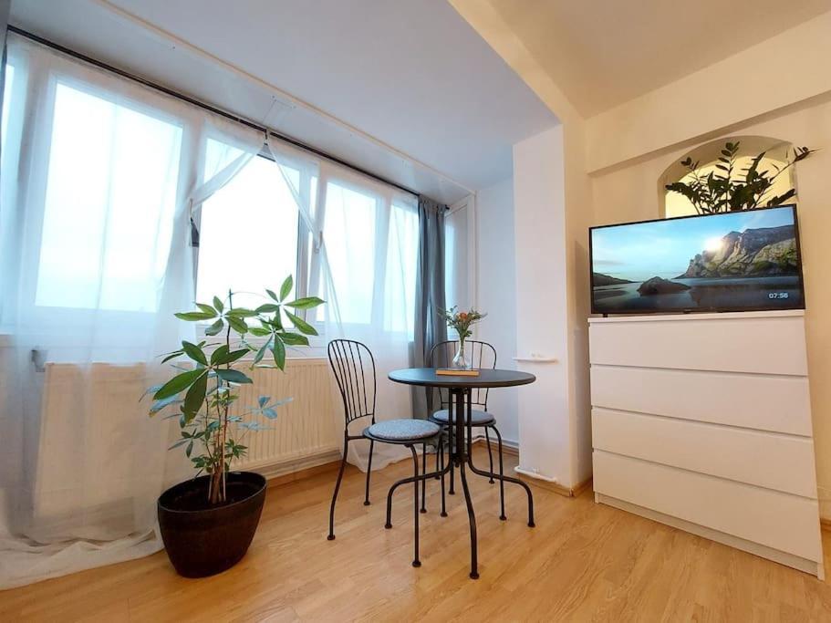 Sweet Dreams Suites Cismigiu Studio Bucarest Exterior foto