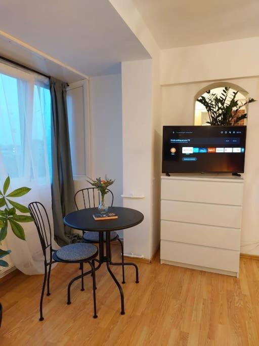 Sweet Dreams Suites Cismigiu Studio Bucarest Exterior foto